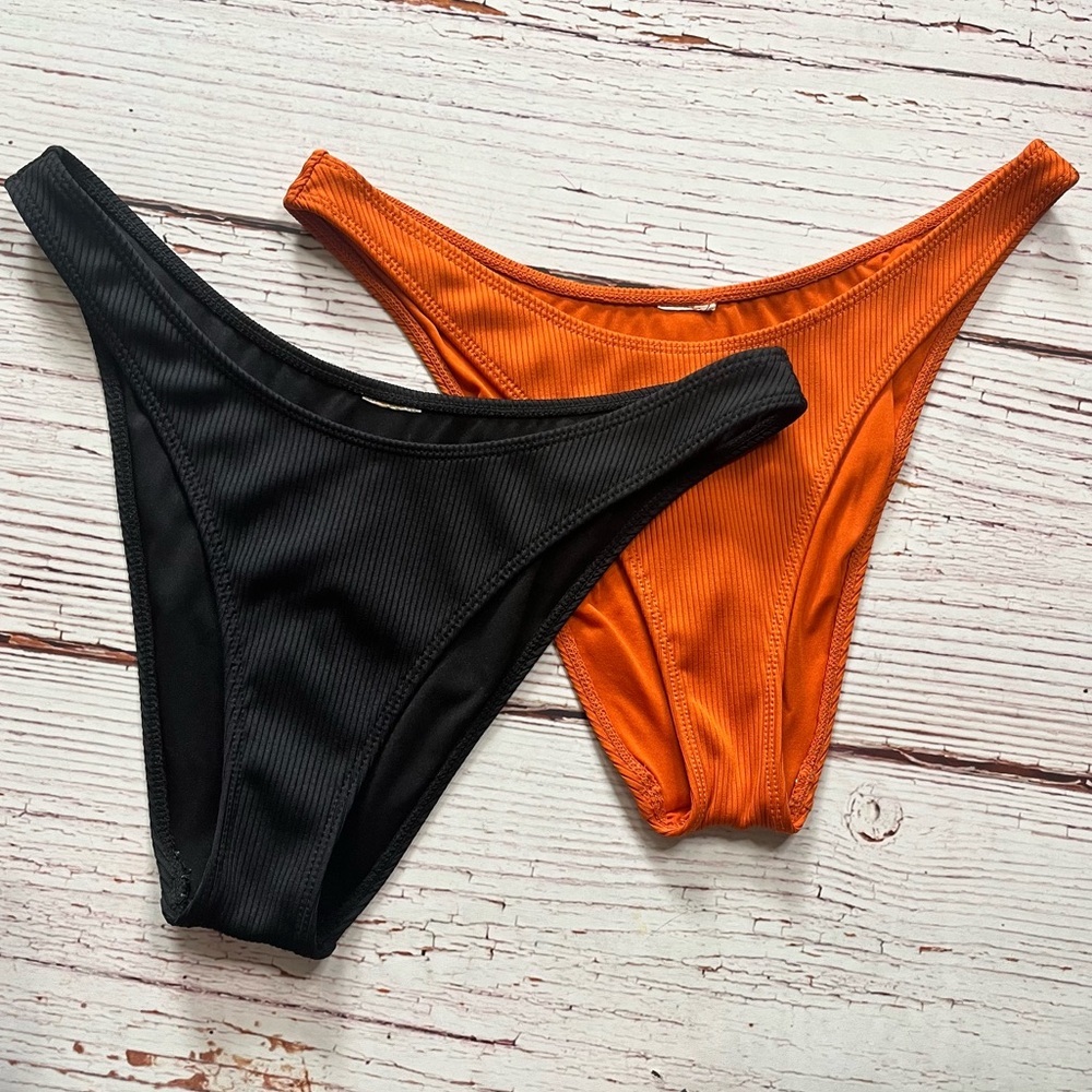 Bundle of 2 High Leg Bikini Bottoms